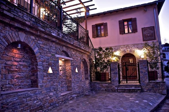 Archontiko Papoutsi Apartman Mourésion Kültér fotó